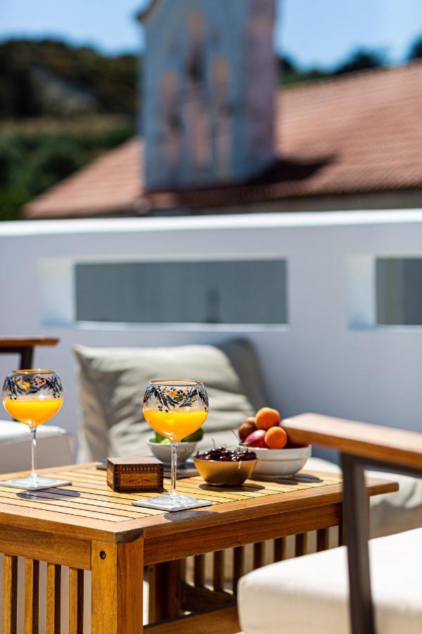 Villa Aprinia Karé Zewnętrze zdjęcie